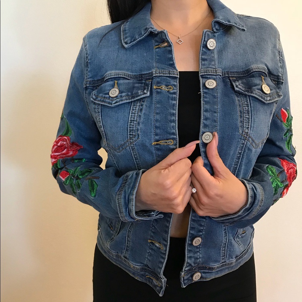 •LAST ONE• Rose Embroidered Denim Jacket - Picture 8 of 8